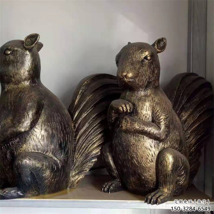 銅松鼠雕塑廠家，動物景觀擺件，仿古元素設計 (3)