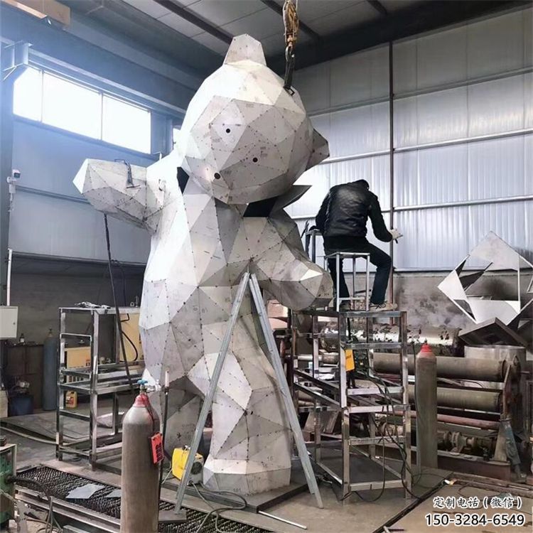 大熊雕塑廠家,酒店房地產(chǎn)雕塑,現(xiàn)代景觀小品 (5) 大熊雕塑廠家,酒店房地產(chǎn)雕塑,現(xiàn)代景觀小品 (5)