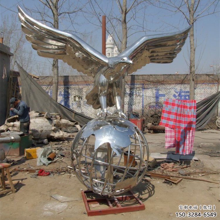 不銹鋼園林老鷹雕塑 風景區(qū)仿真雕塑 廣場小品 不銹鋼園林老鷹雕塑 風景區(qū)仿真雕塑 廣場小品