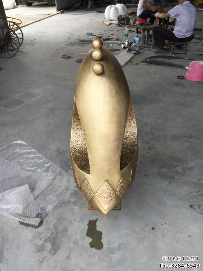 小區(qū)鳥類雕塑，仿真主題，彩繪工藝