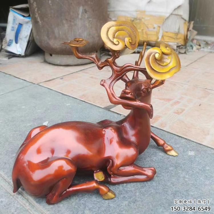 醫院馴鹿雕塑，仿古動漫雕塑，仿古擺件