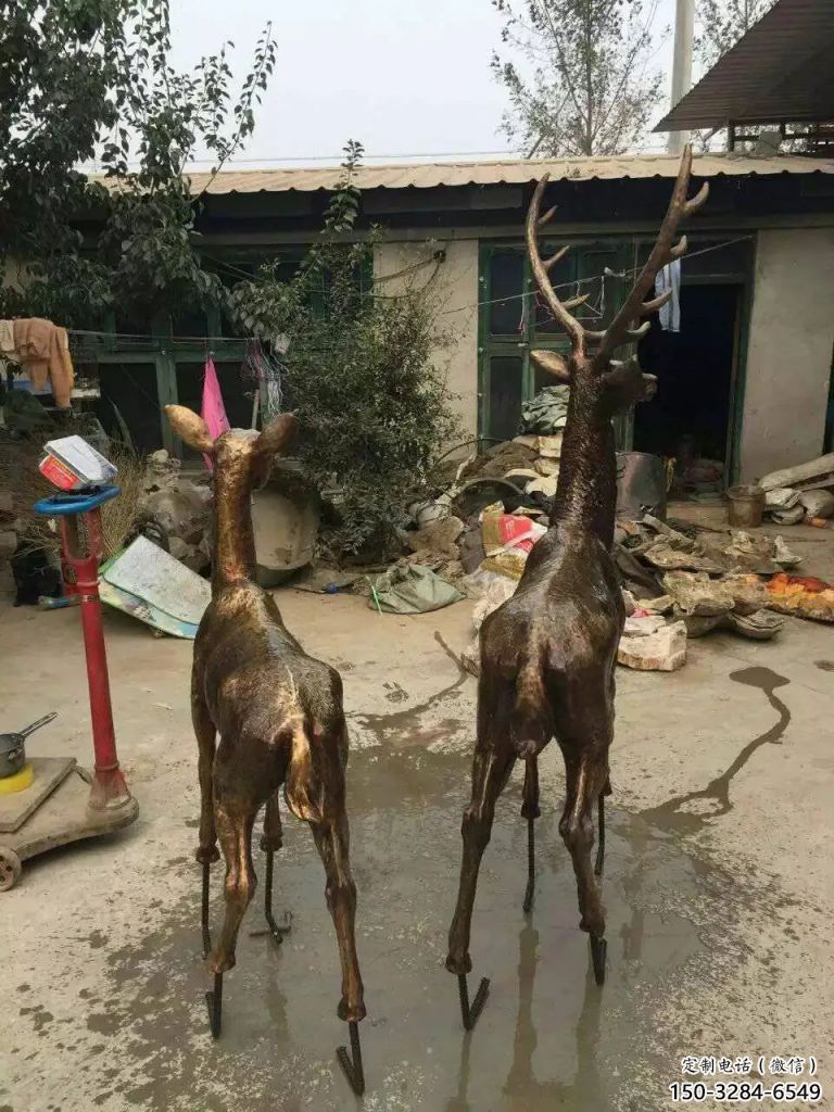 庭院馴鹿雕塑,鍍金歐式雕塑,網(wǎng)格形式 庭院馴鹿雕塑,鍍金歐式雕塑,網(wǎng)格形式