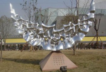 操場月亮雕塑，鏤空景觀雕塑，噴砂制造