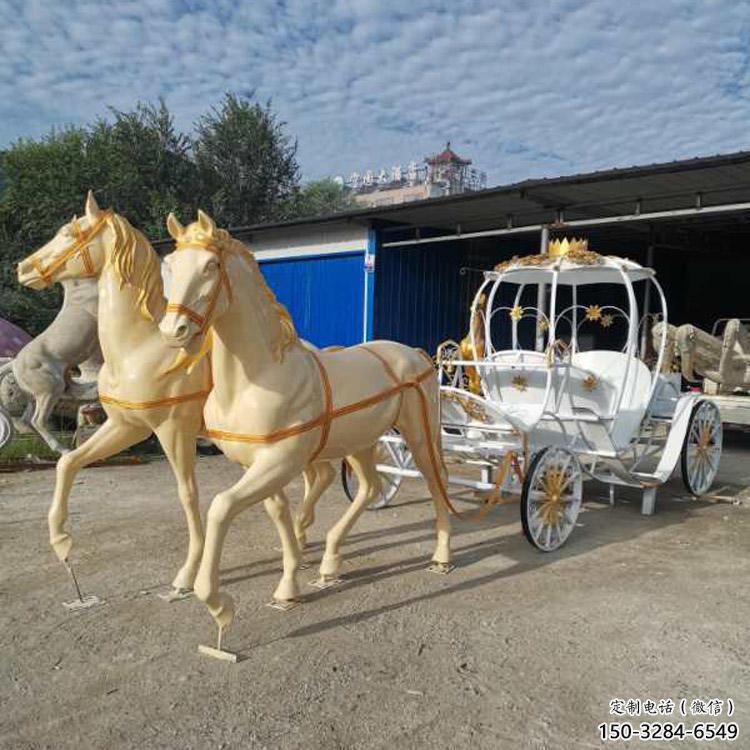 城市馬車雕塑 風(fēng)景區(qū)彩繪雕塑 抽象擺件 城市馬車雕塑 風(fēng)景區(qū)彩繪雕塑 抽象擺件