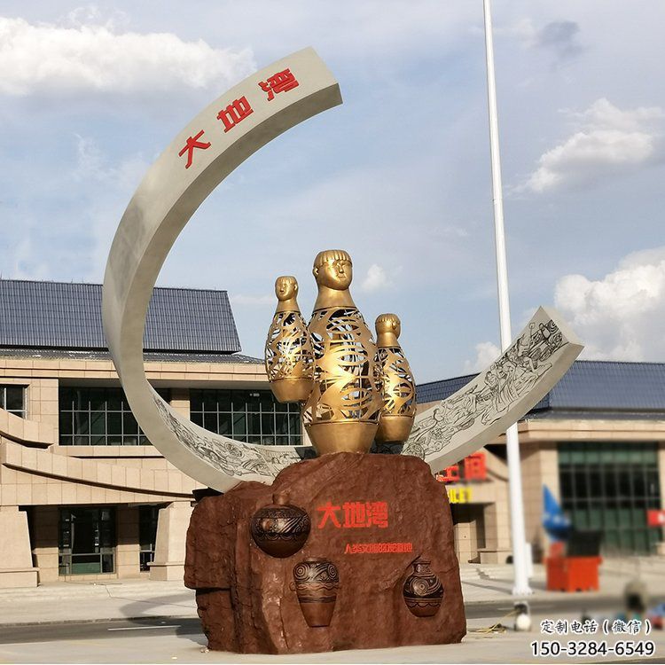 房地產(chǎn)酒瓶雕塑,仿古景觀雕塑,噴砂制造 房地產(chǎn)酒瓶雕塑,仿古景觀雕塑,噴砂制造