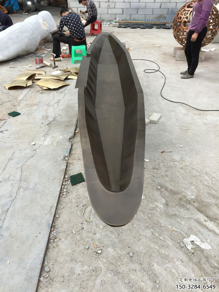 鋼管船艇雕塑 異形噴水小品 農(nóng)村雕塑 鋼管船艇雕塑 異形噴水小品 農(nóng)村雕塑