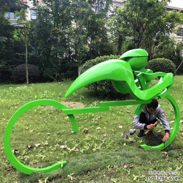 大門口自行車雕塑 發(fā)光公園運動員雕塑 仿真體育雕塑 大門口自行車雕塑 發(fā)光公園運動員雕塑 仿真體育雕塑