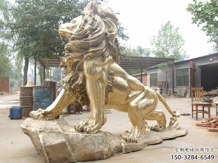 黃銅獅子雕塑預(yù)定，動物景觀擺件，走獅主題雕塑精品