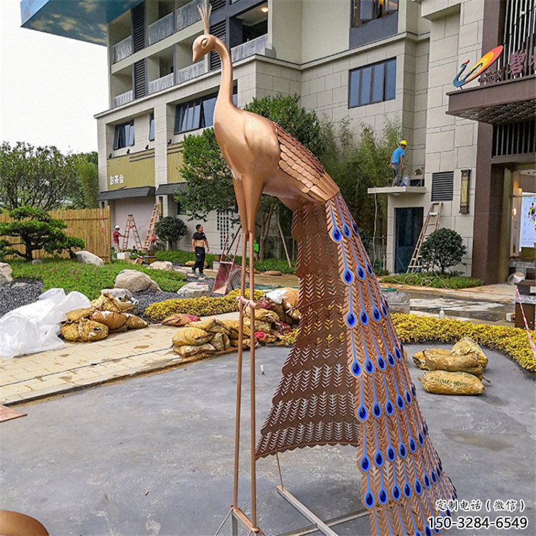 孔雀雕塑供應(yīng)，公園雕塑，不銹鋼孔雀雕塑制造廠家