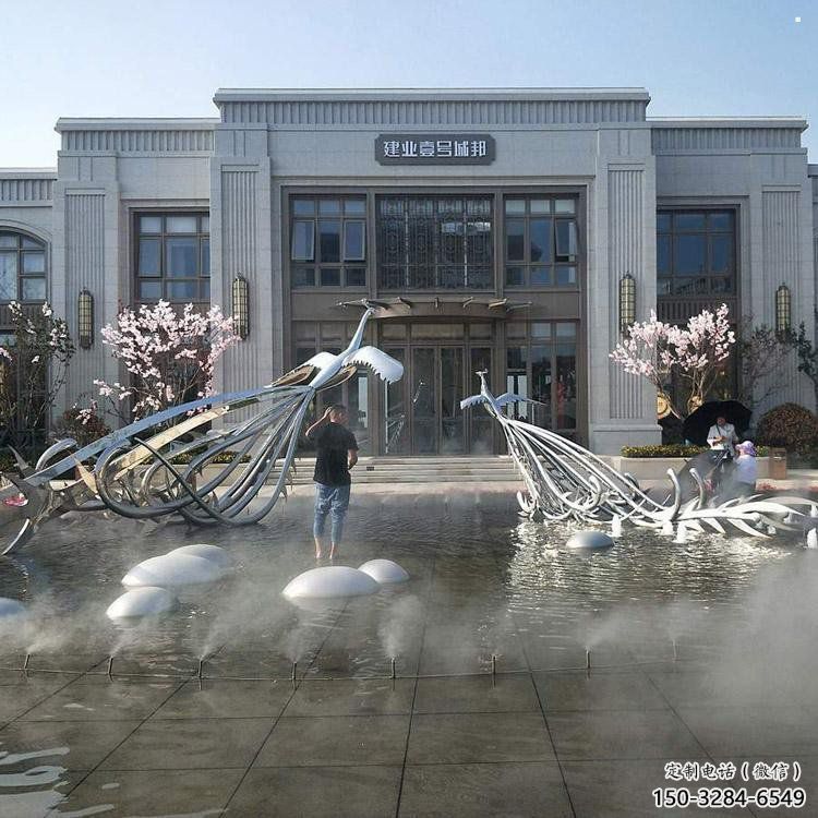 孔雀景觀雕塑常用，酒店擺件，水景不銹鋼孔雀雕塑廠