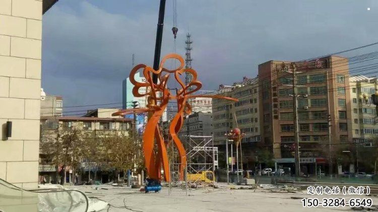 金屬鏤空樹雕塑制造商，鋼管組合，烤漆樹雕塑優(yōu)選