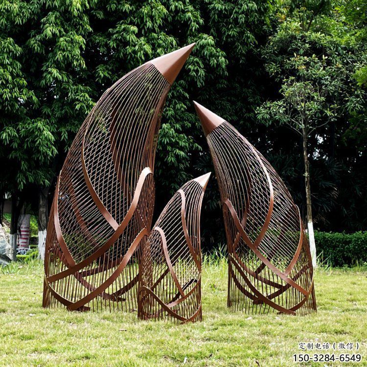 鏤空竹筍雕塑制作，景區(qū)案例，鏤空不銹鋼竹筍雕塑定做