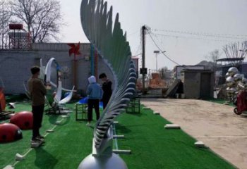 校園翅膀雕塑，拉絲景觀雕塑，抽象主題