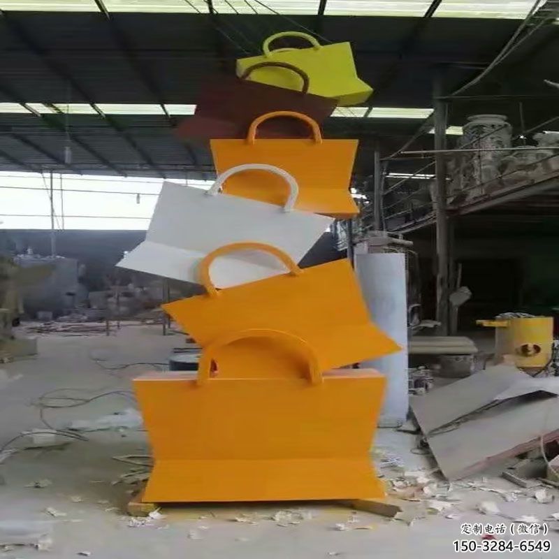 忻州烤漆挎包雕塑制造商，室外軟裝，景觀挎包雕塑制作