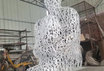 北碚大型鏤空人物雕塑常用，戶外擺放，鐵藝字母人物雕塑展示